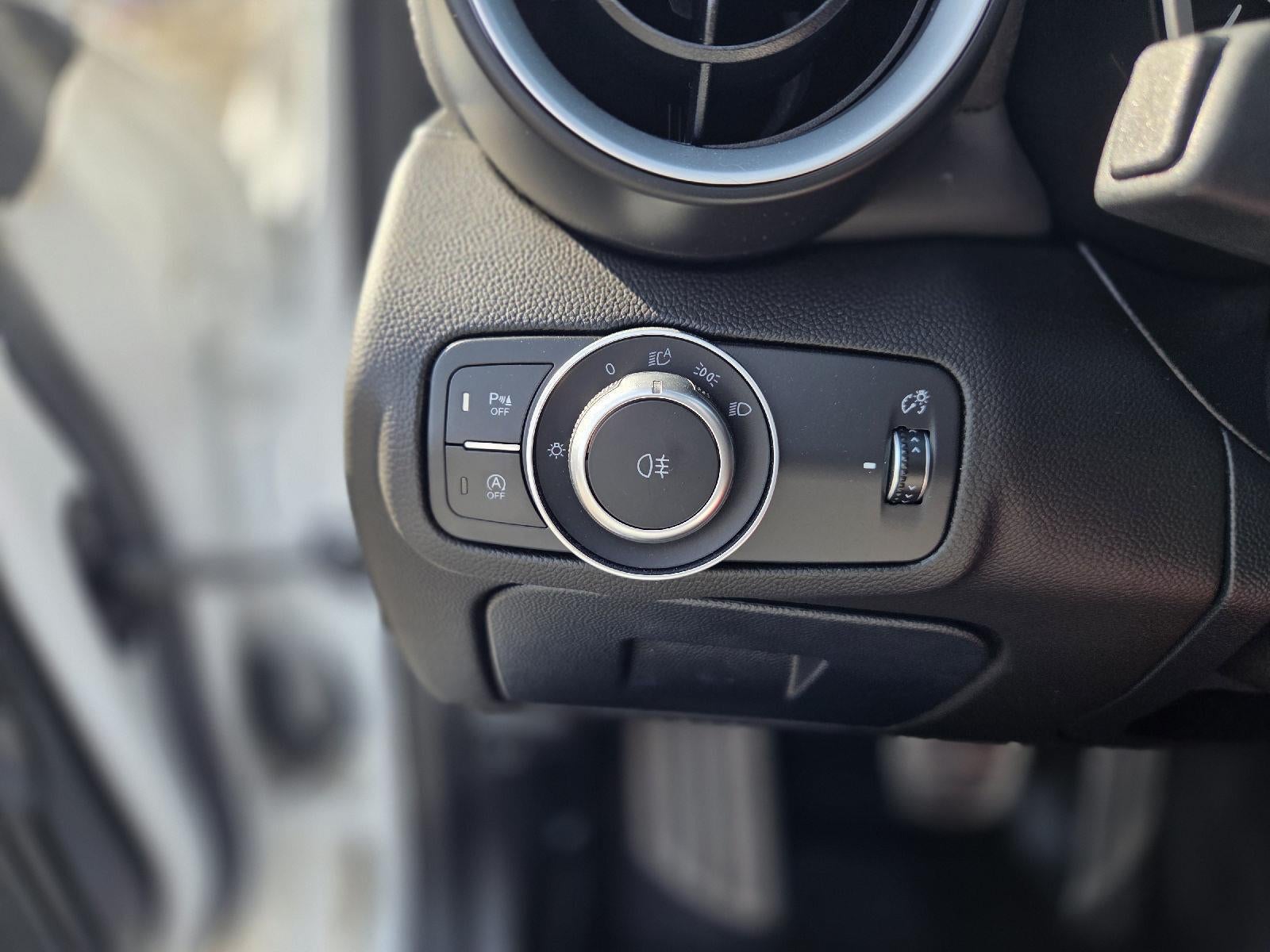 2022 Alfa Romeo Giulia Veloce AWD