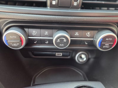 2022 Alfa Romeo Giulia Veloce AWD