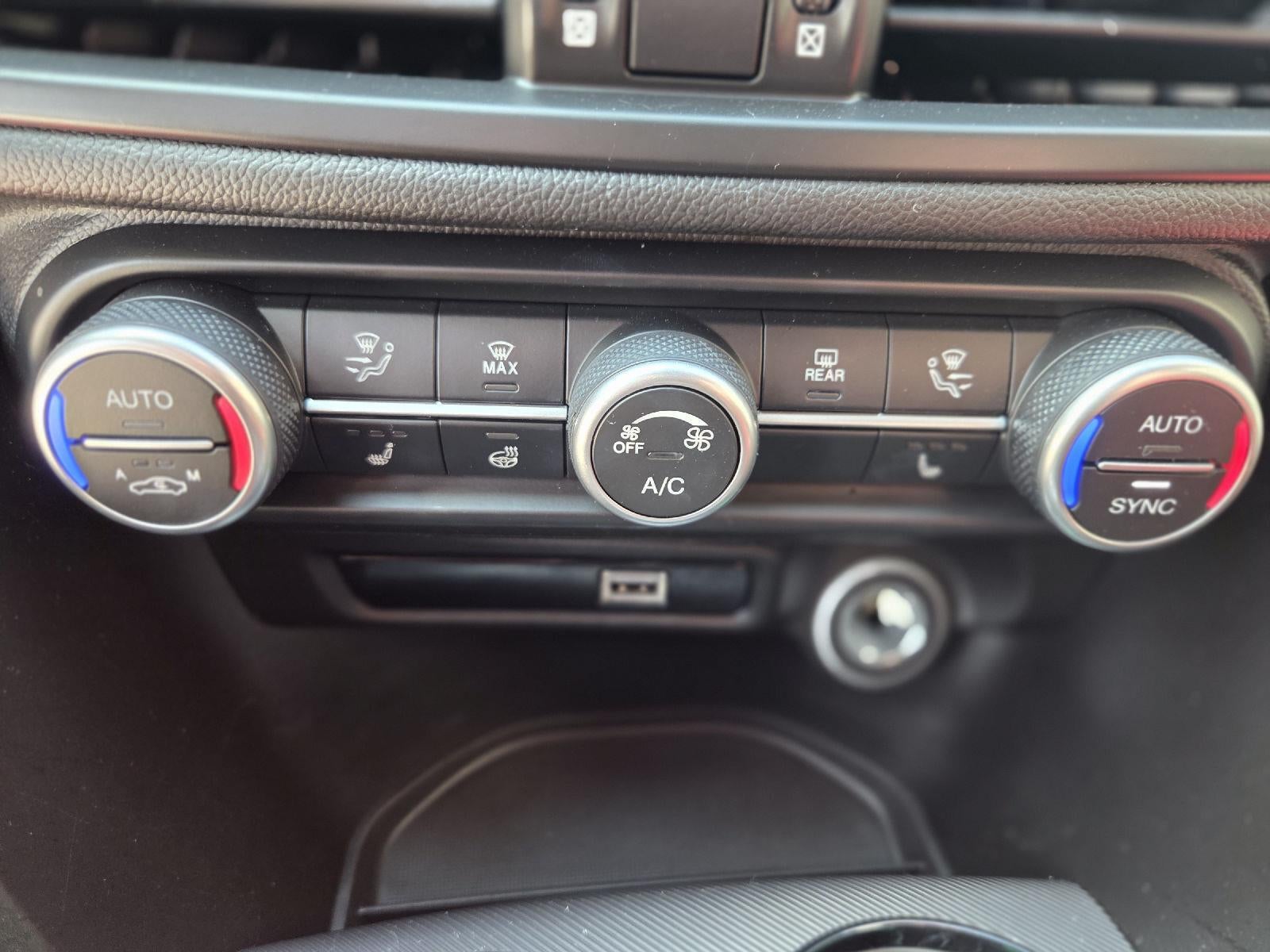 2022 Alfa Romeo Giulia Veloce AWD