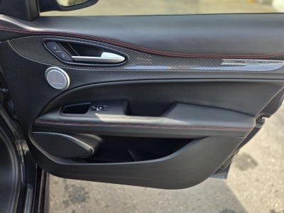 2018 Alfa Romeo Stelvio Quadrifoglio AWD