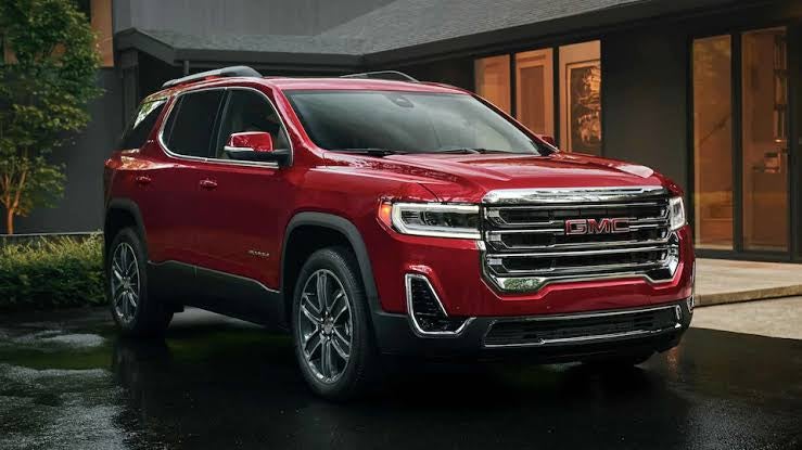 2021 GMC Acadia parked