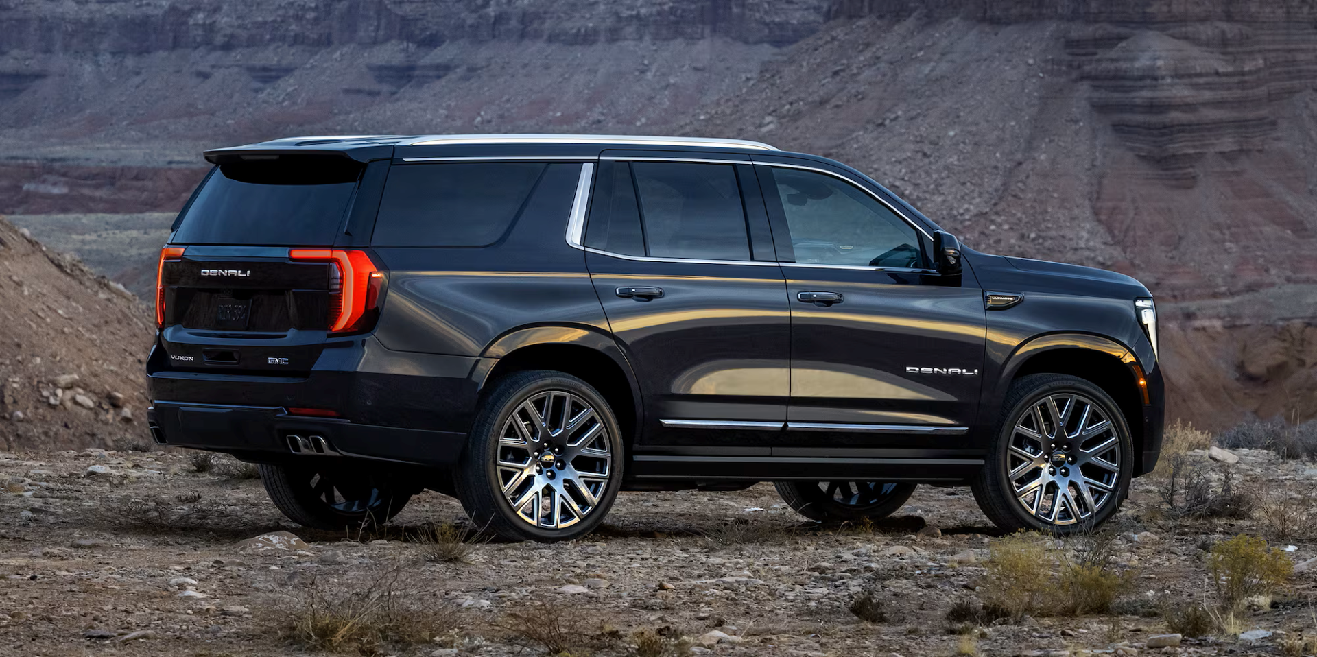 Black GMC Yukon XL